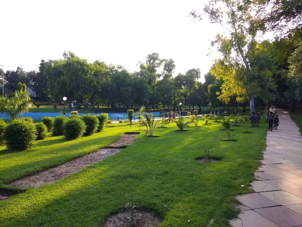 Picnic Spots and Parks